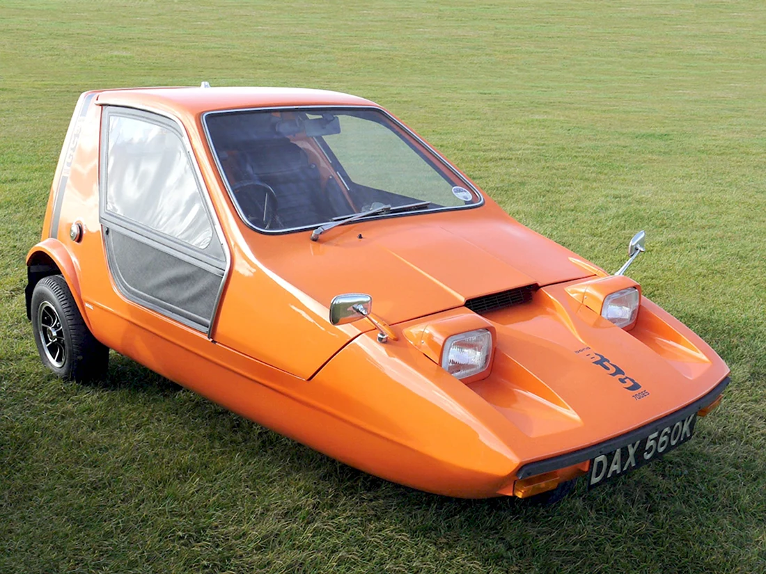 Автомобиль Bond Bug 700e