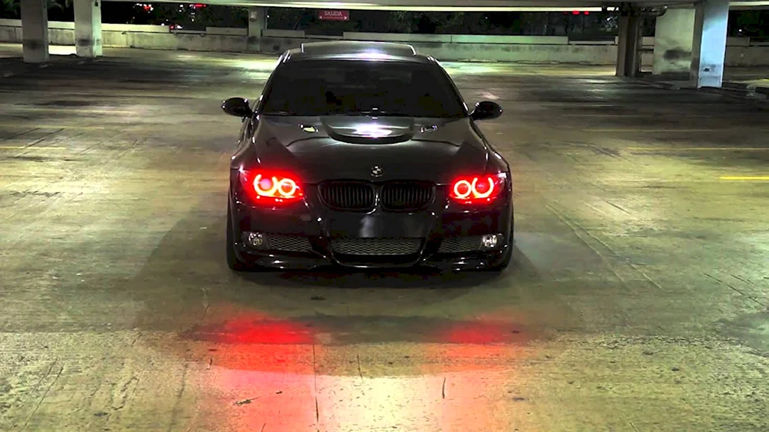 BMW e60 ангельские глазки ночью
