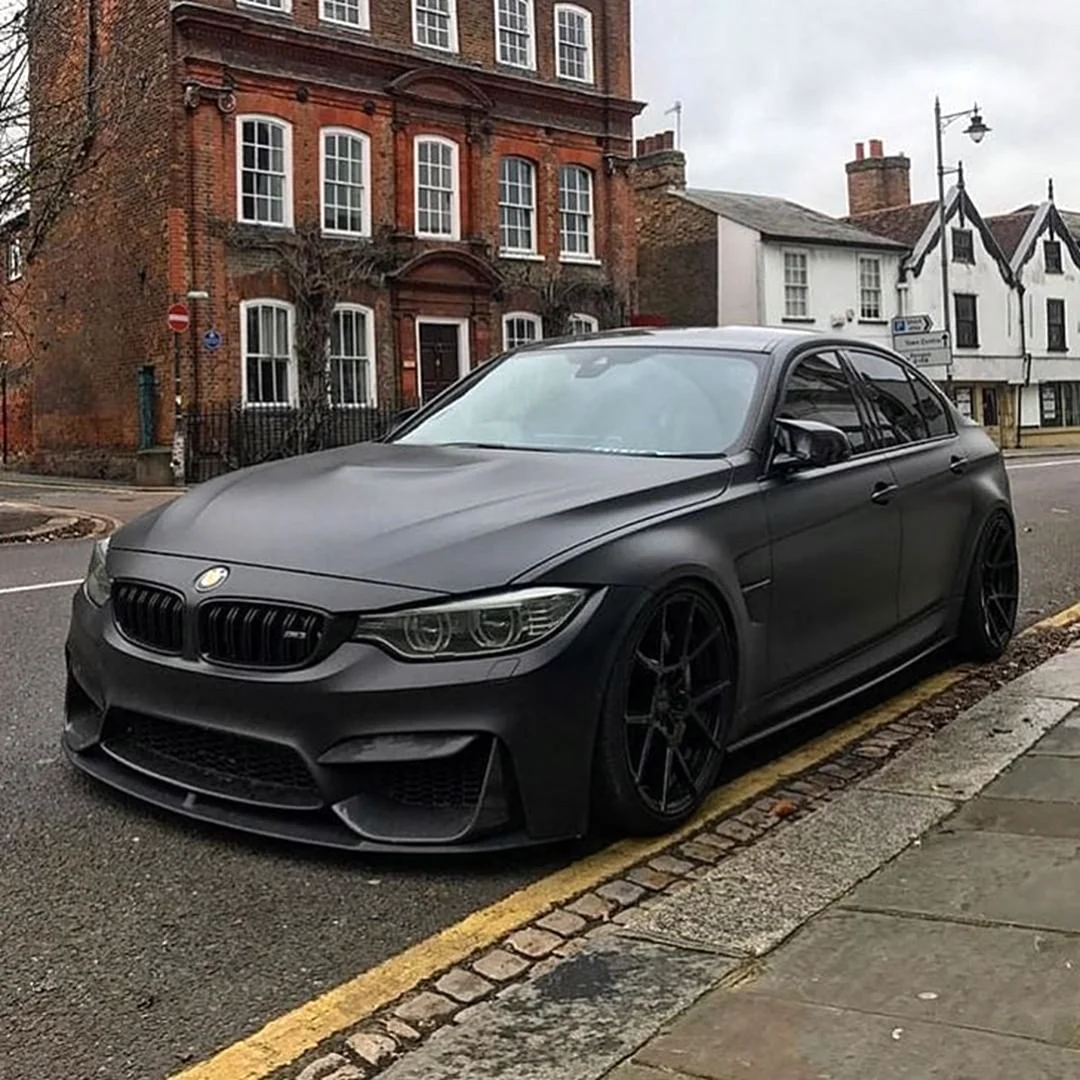 BMW f80 черная