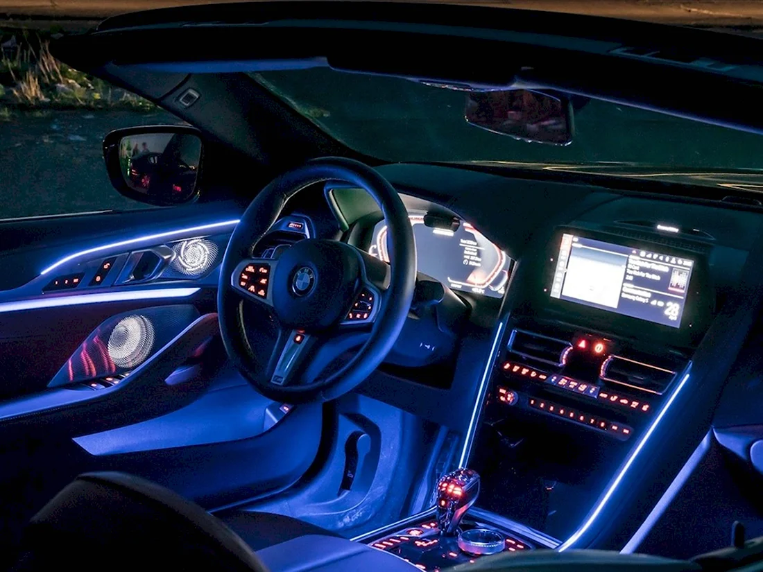 BMW i8 ночной салон