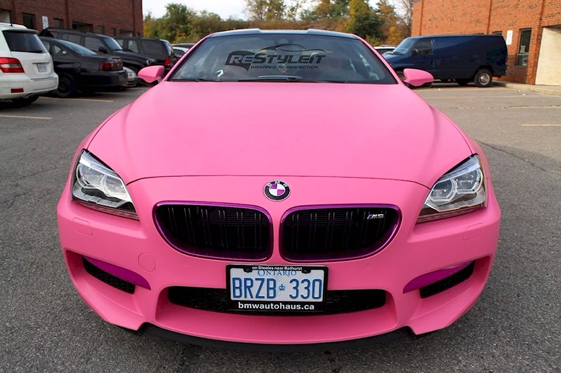 BMW m5 Pink