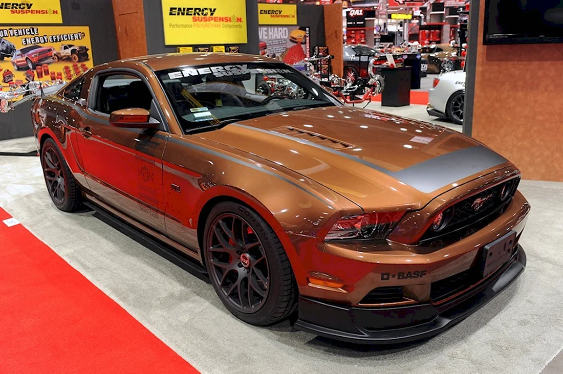 Ford Mustang Gold