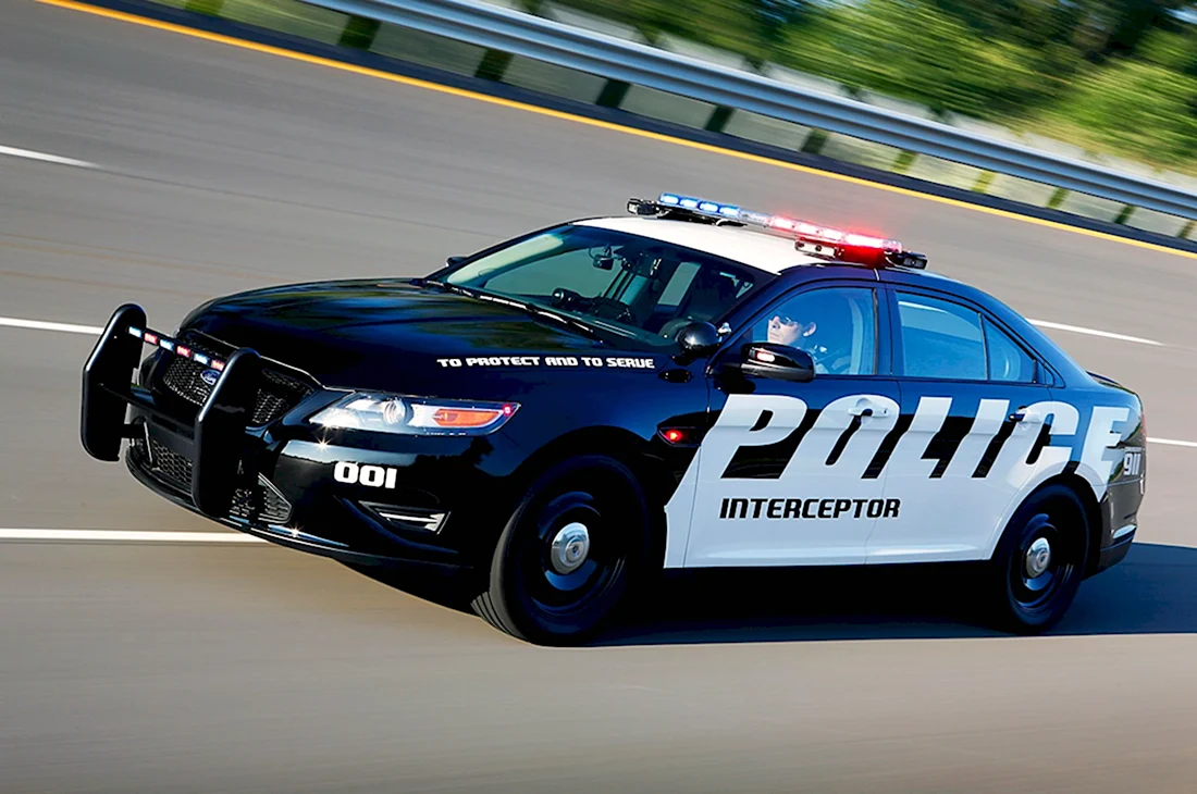 Ford Police Interceptor sedan 2010