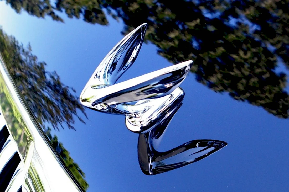 Hyundai Equus Emblem