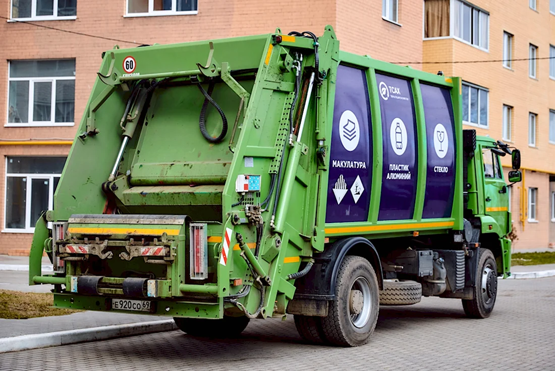 КАМАЗ 6520 мусоровоз ТСАХ зеленый.