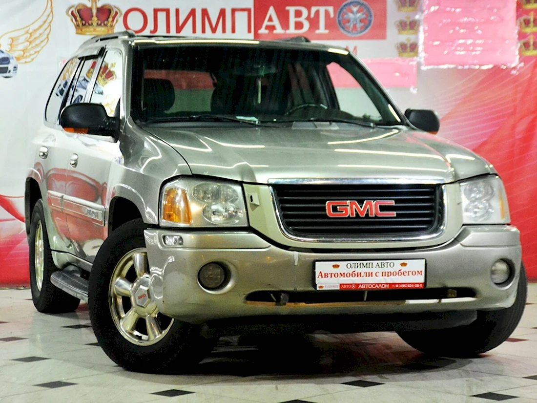 Машина GMC джип 2004