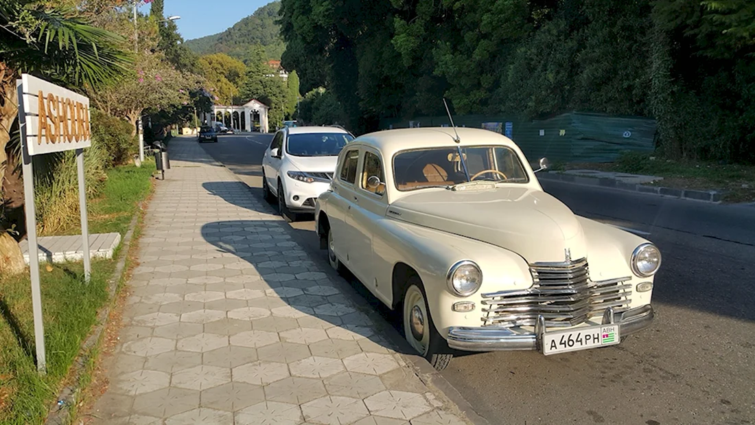 Машины в Абхазии