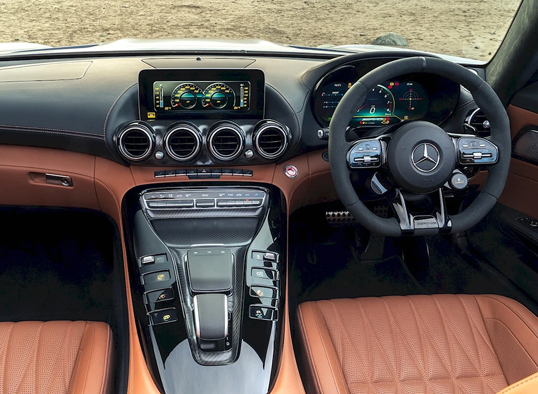 Mercedes AMG gt r 2020 Interior