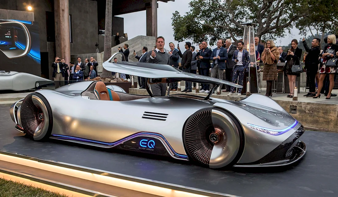 Mercedes-Benz Vision EQ Silver arrow Concept 2018