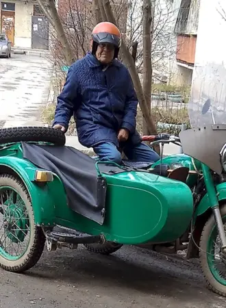 Мотоцикл Урал с коляской ИМЗ 8.103