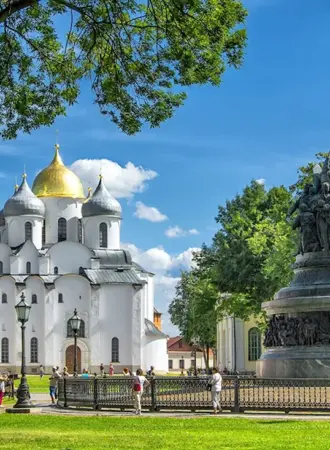 Памятник тысячелетие России Великий Новгород
