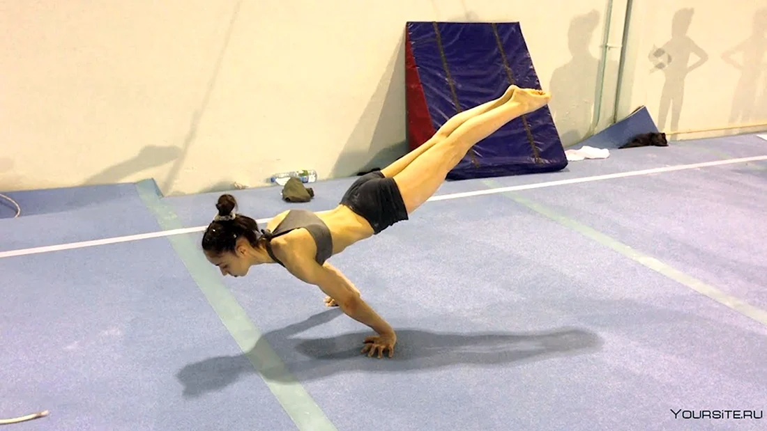 Planche спортивная гимнастика