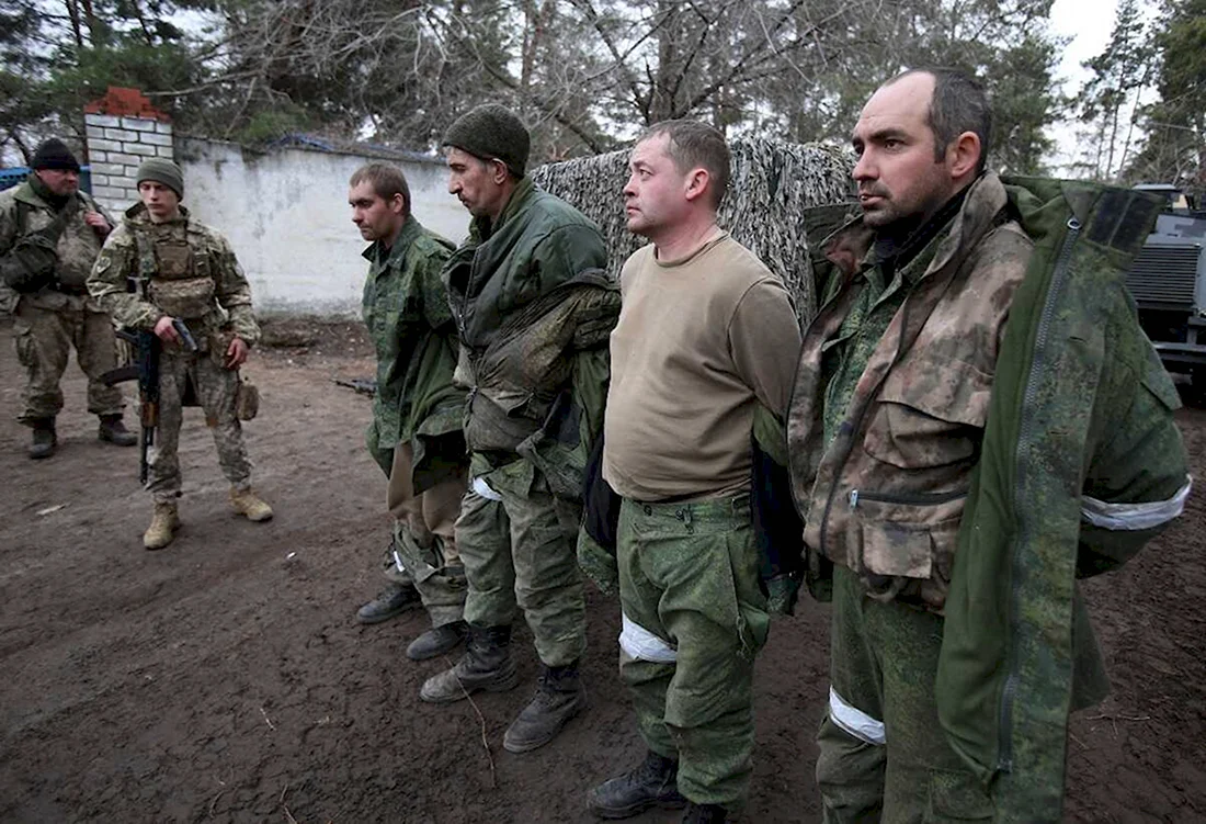 Пленные русские солдаты на Украине 2022
