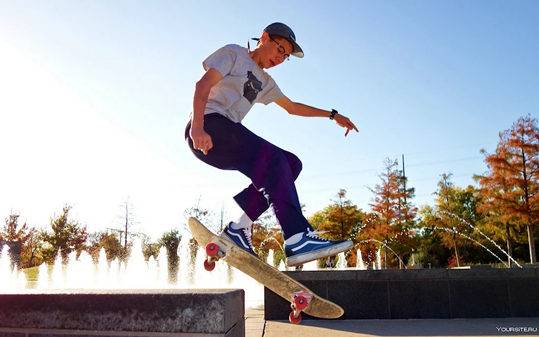 Скейтер это. Райдер скейтер. Olli Skate кроссовки. Тишон Джонс скейтбордист.