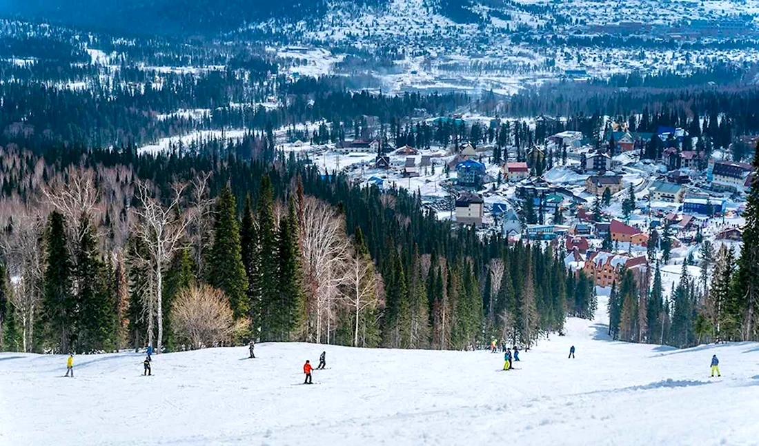 Шерегеш горнолыжный курорт гора зеленая