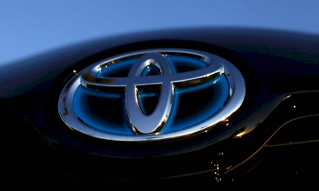 Toyota logo 2022