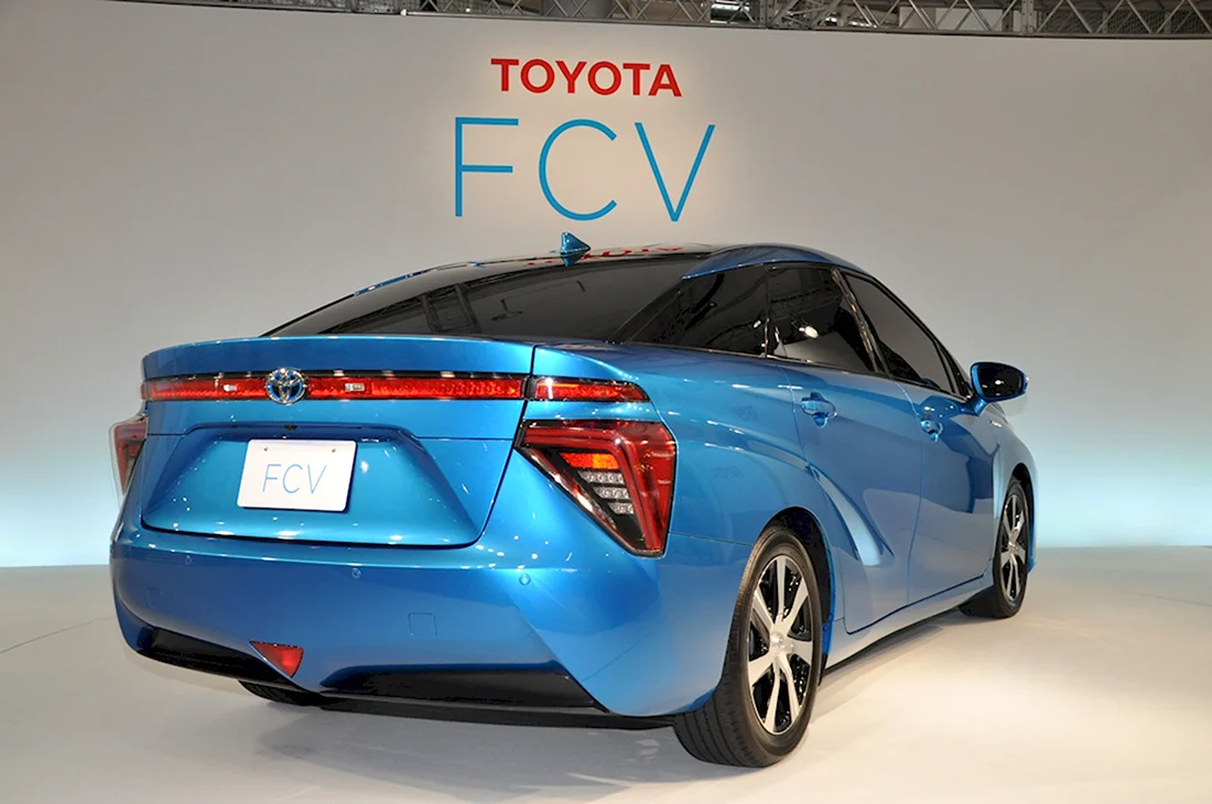 Toyota Mirai FCV 2015