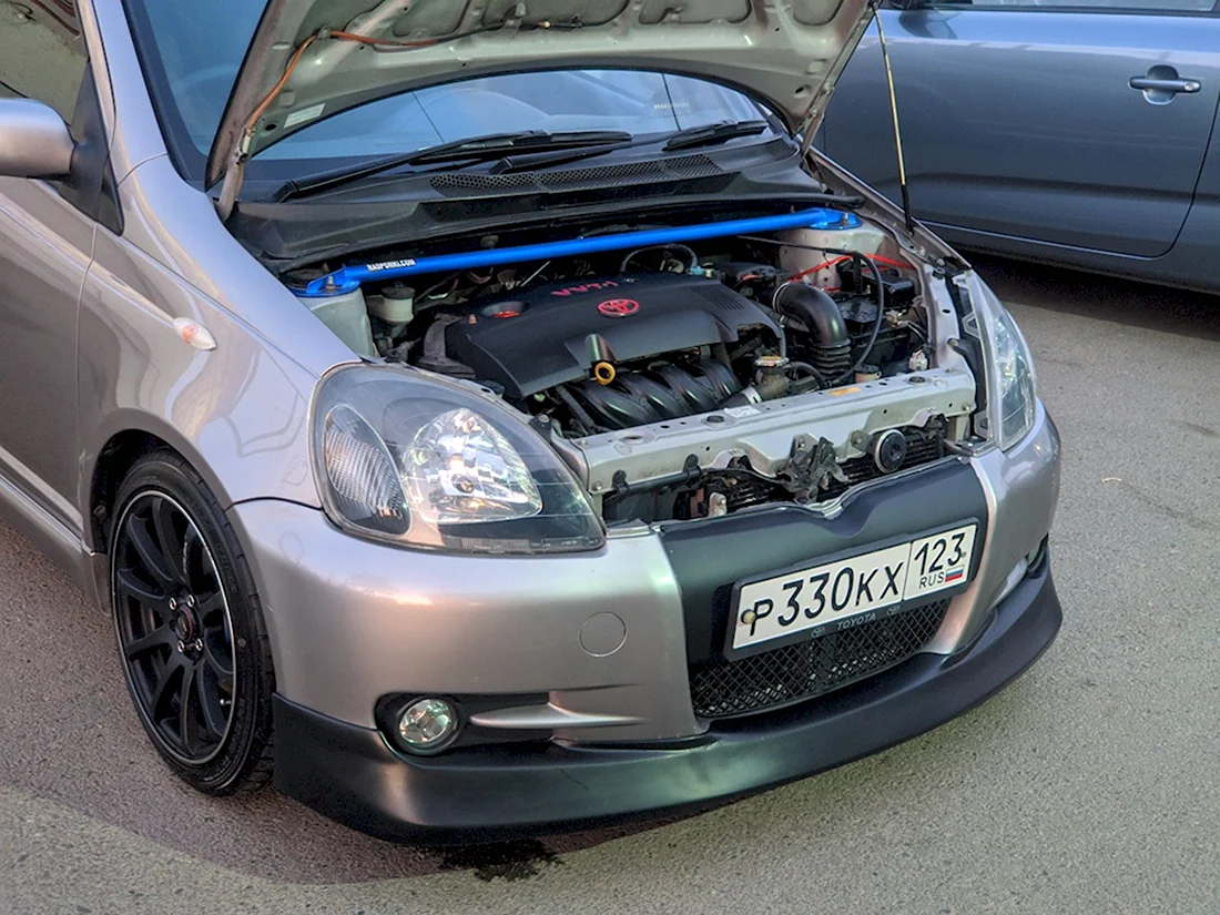 Toyota Vitz 1.5 RS