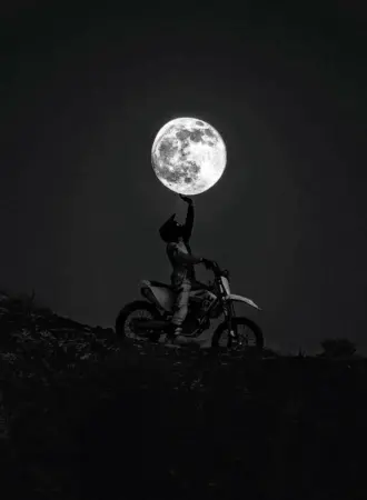 Мото Луна