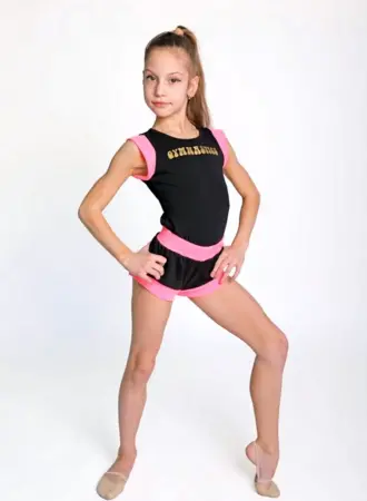Топ и шорты для девочки для гимнастики
