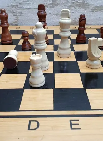 Уличные шахматы в комплекте с шахматным полем 3х3